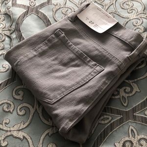 LOFT PERFORMANCE DENIM LEGGING